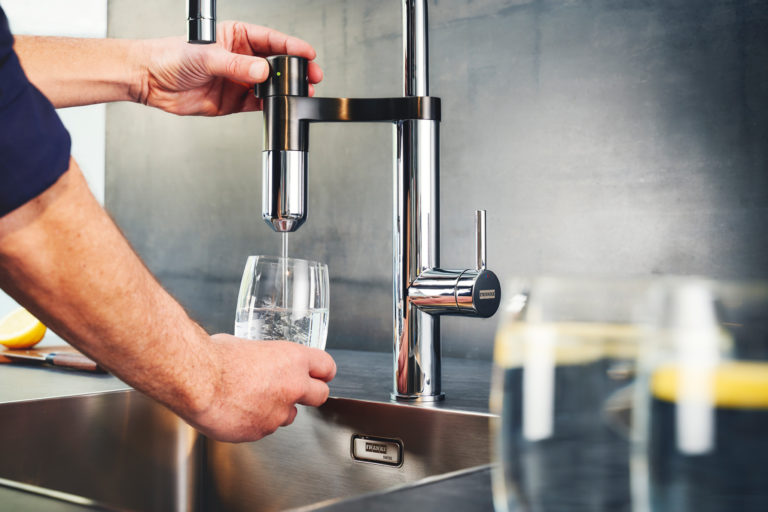 Przejmij kontrolę nad jakością wody w kuchni