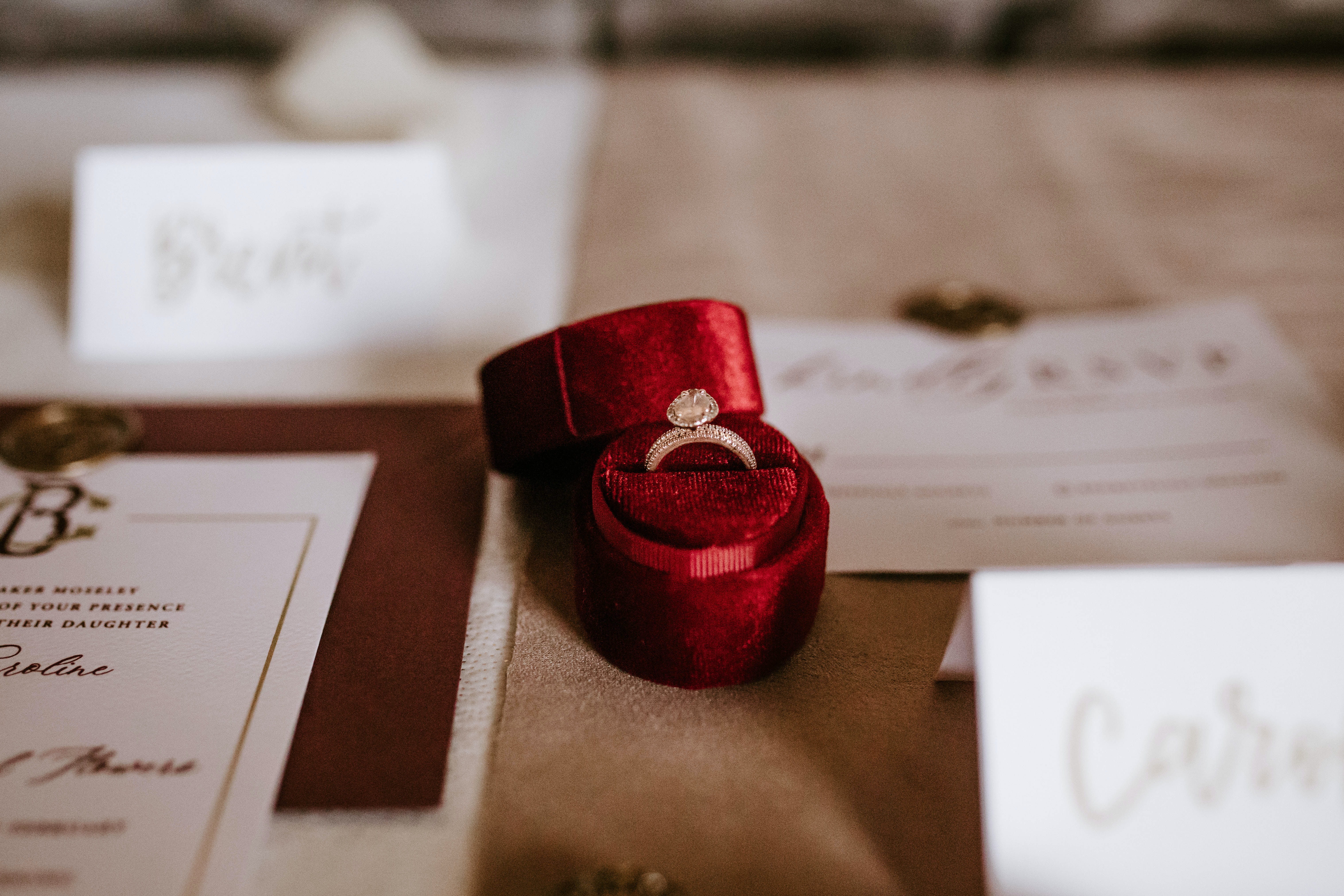 Pierścionek zaręczynowy – który będzie najpiękniejszy?