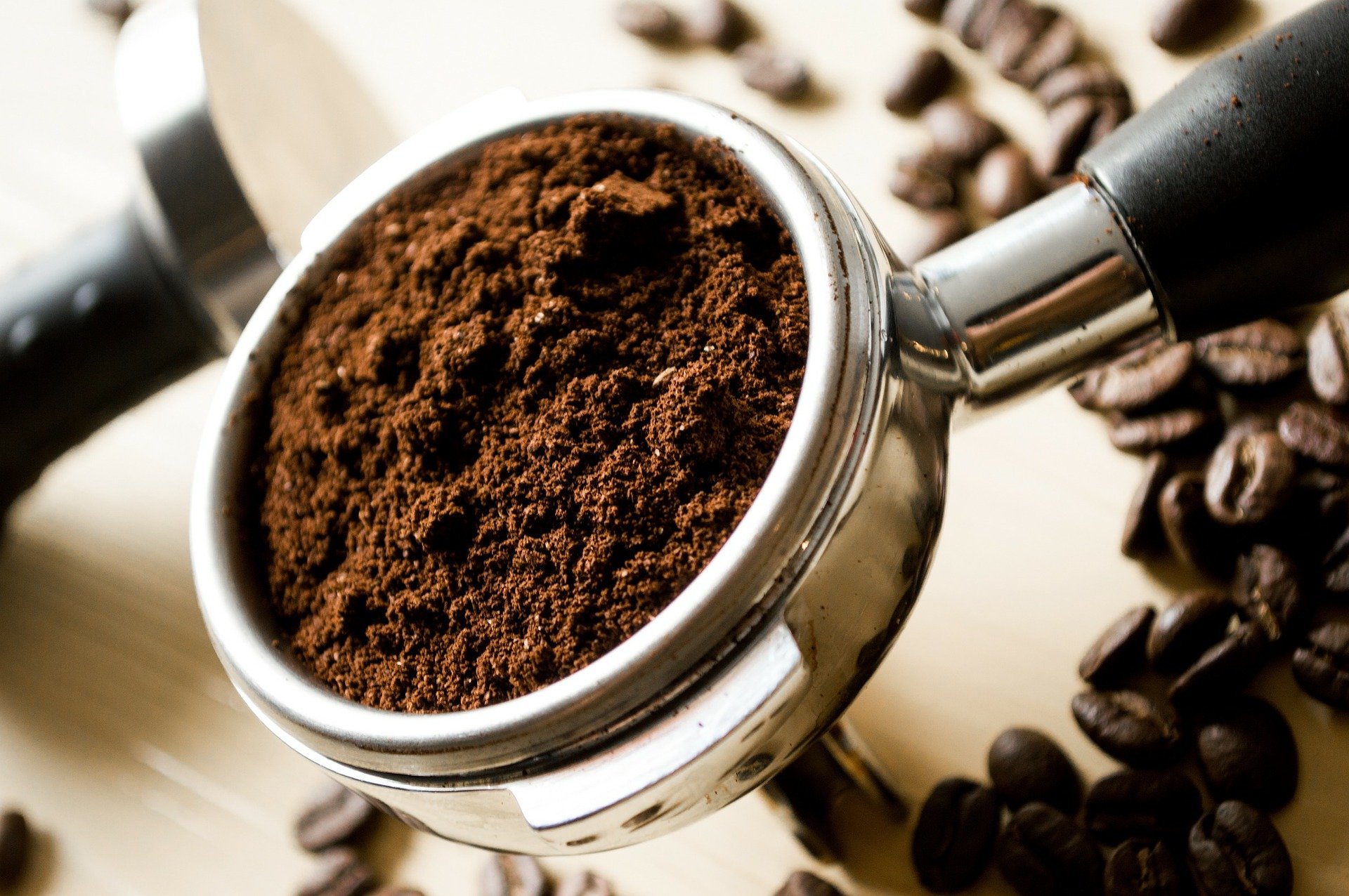 Ekspres do kawy Tchibo – dlaczego warto go wybrać?
