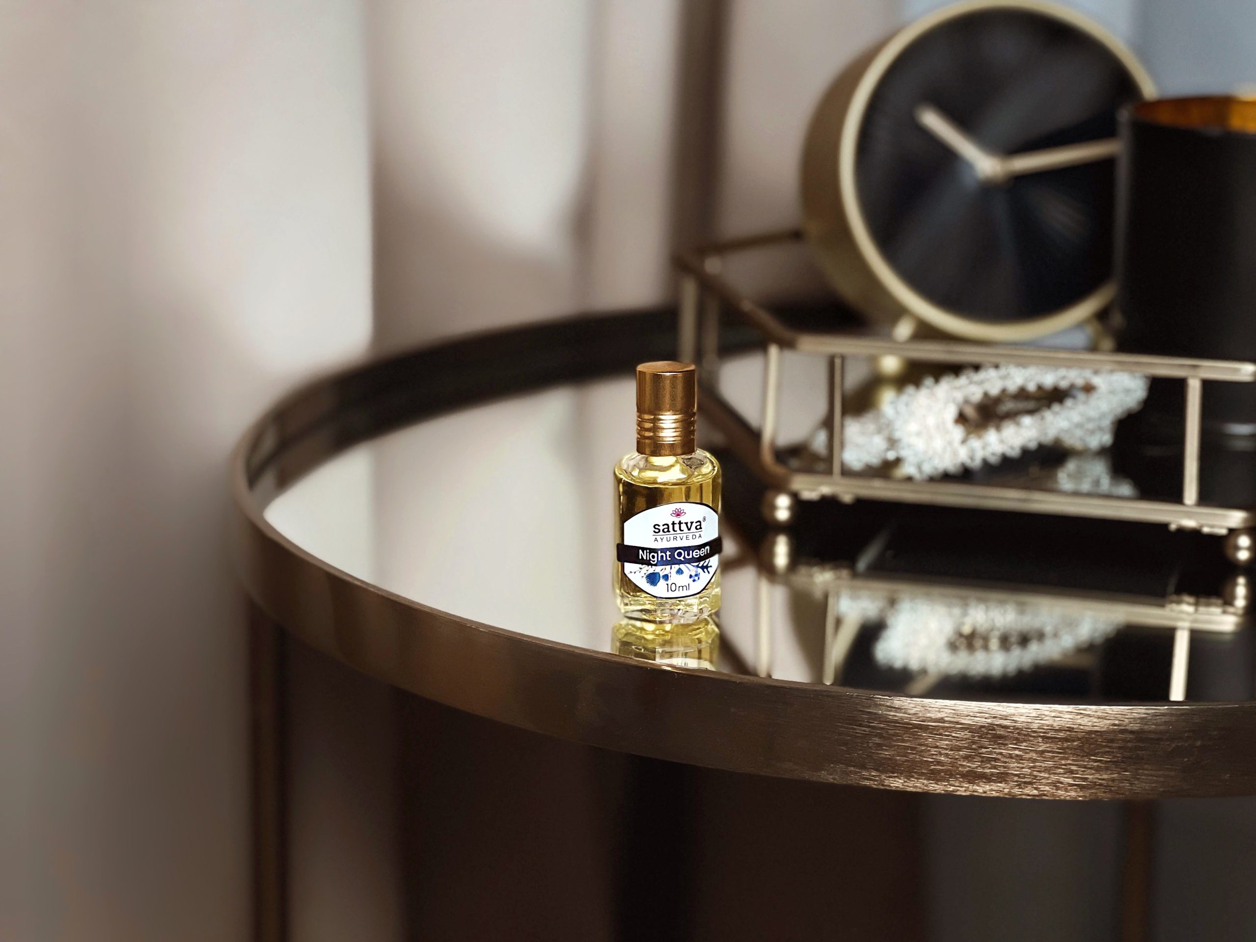 Kobiecość otulona zapachem – nowa linia perfum w olejku.