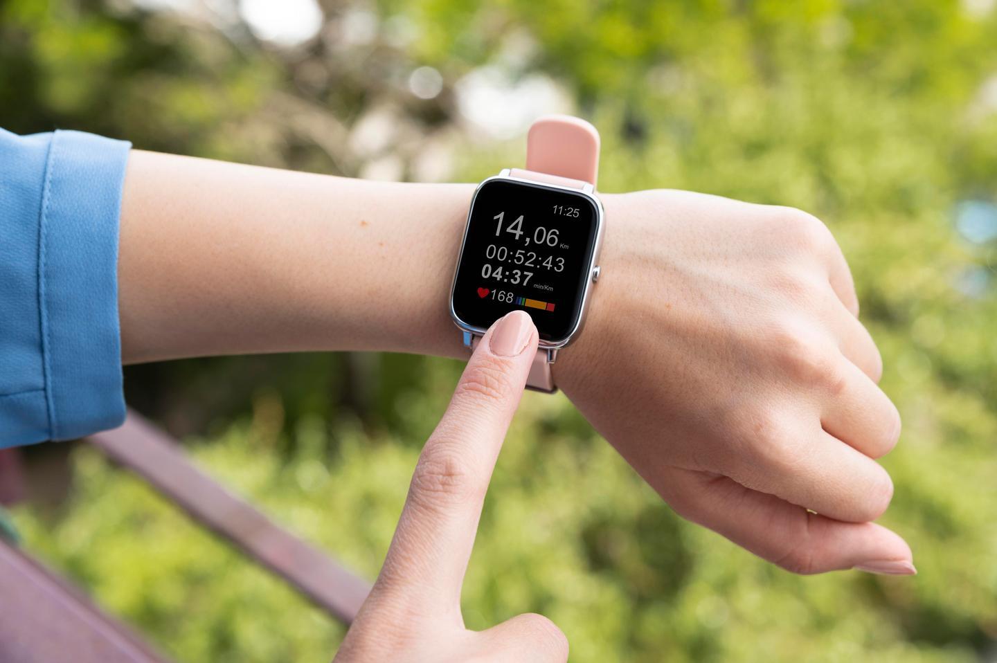 Jaki model zegarka Apple dla kobiet wybrać?