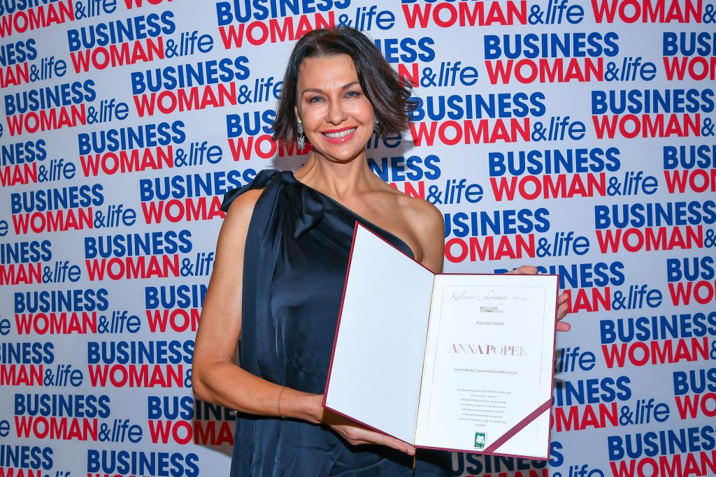 Premiera charytatywnego kalendarza "Businesswoman & life" na rzecz Fundacji „Akogo?” 2025/26 r. i pokaz mody CATERINA LEMAN